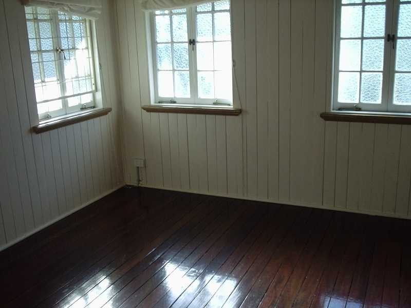 249 South Station Road, Raceview QLD 4305