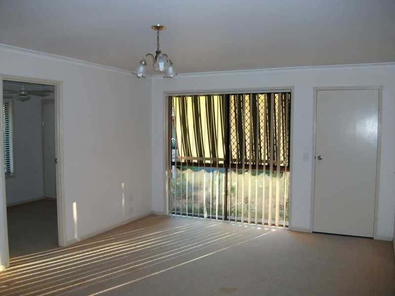 Unit 2/2 Palm Avenue, Raceview QLD 4305