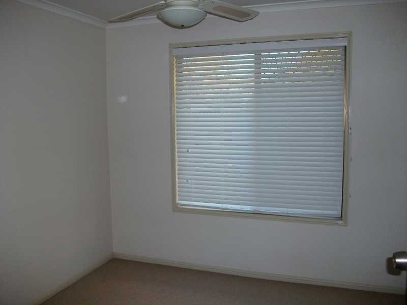 Unit 2/2 Palm Avenue, Raceview QLD 4305