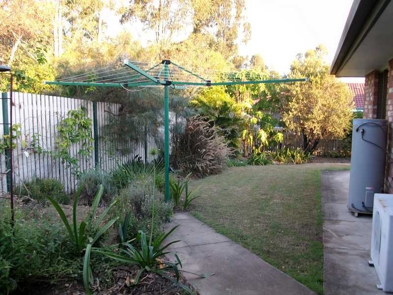 Unit 2/2 Palm Avenue, Raceview QLD 4305