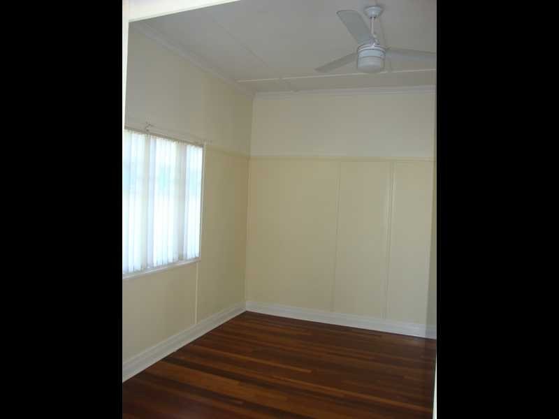 23 Hooper Street, West Ipswich QLD 4305