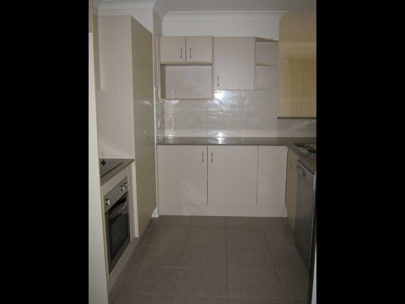 12 Heit Court, North Booval QLD 4304