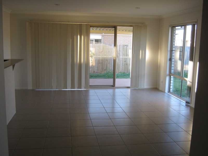12 Heit Court, North Booval QLD 4304