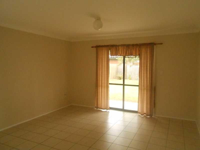 Unit 1/37 Somerfield Drive, Redbank Plains QLD 4301