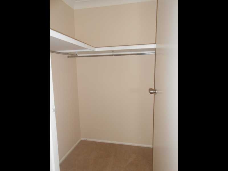 Unit 1/37 Somerfield Drive, Redbank Plains QLD 4301