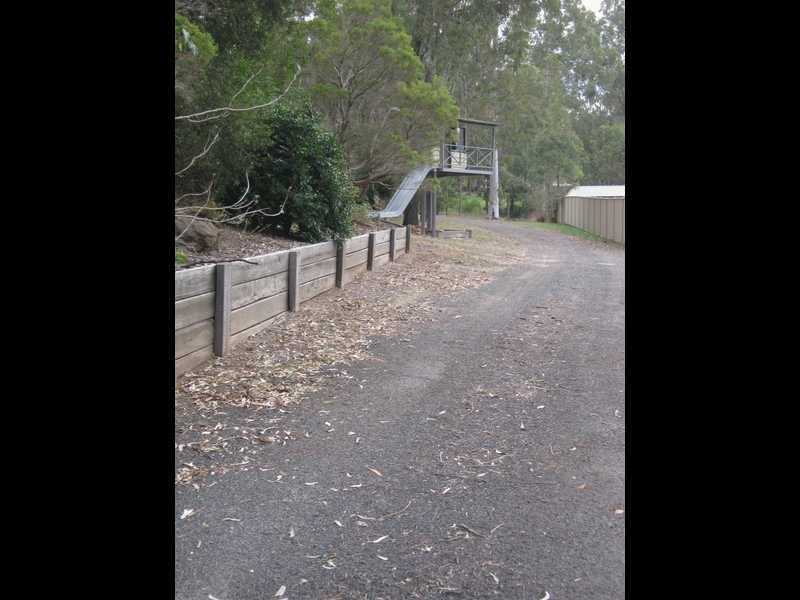 8 Cronin Court, Chuwar QLD 4306