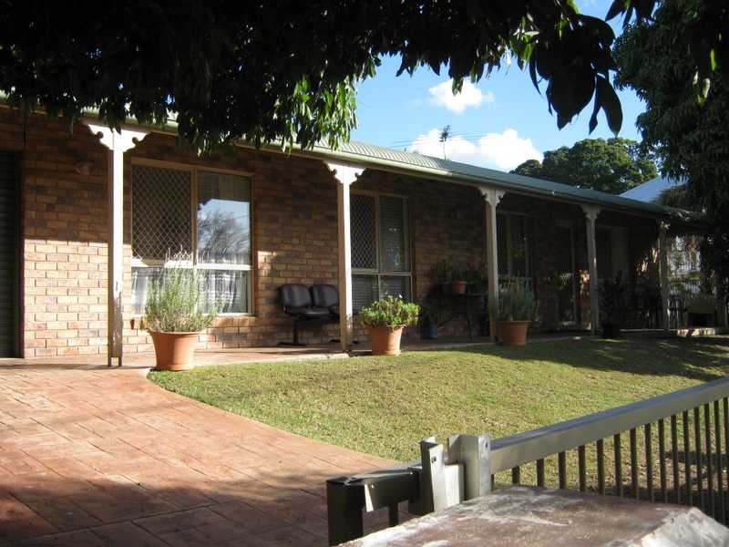 33a Railway Street, Booval QLD 4304