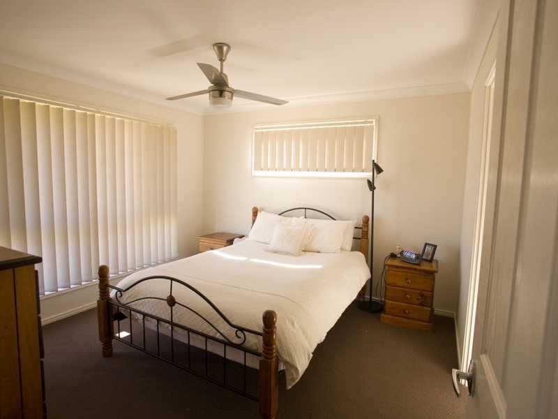 56 Vineyard Street, One Mile QLD 4305