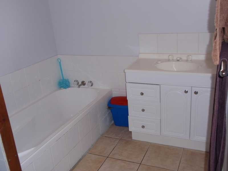 77 Jacaranda Street, East Ipswich QLD 4305