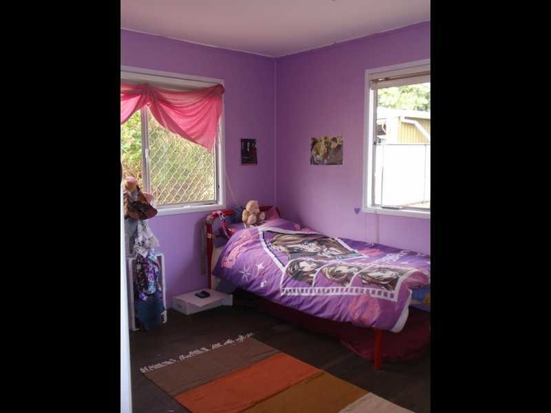 77 Jacaranda Street, East Ipswich QLD 4305