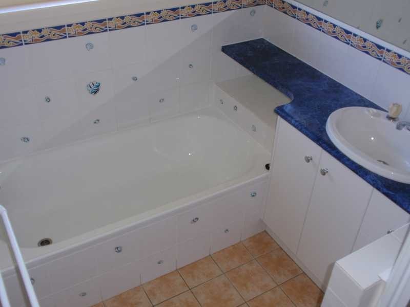 18 Crosby Crescent, Raceview QLD 4305