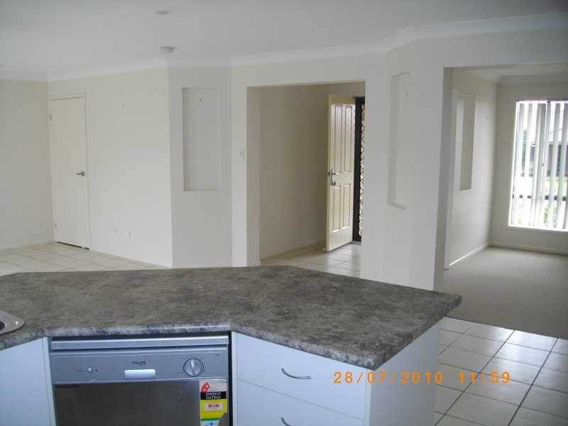7 Acacia Close, Raceview QLD 4305