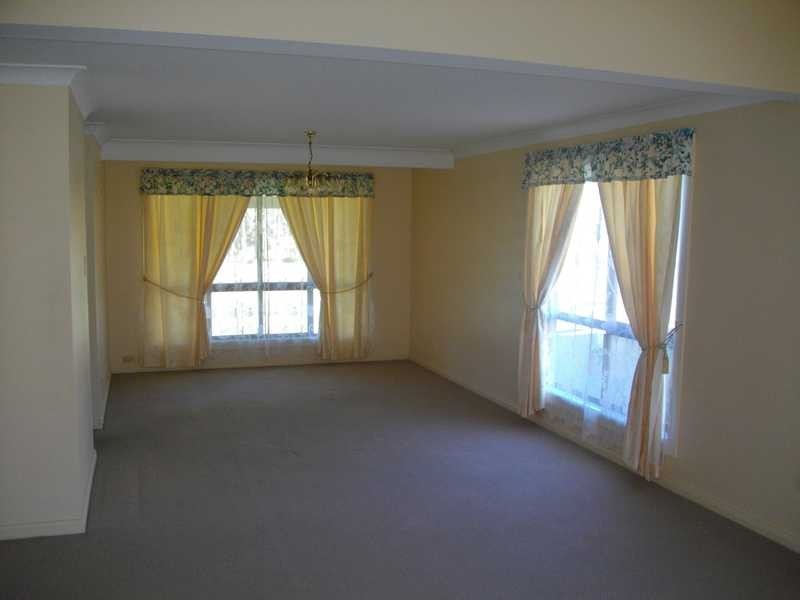 36-44 Cummins Road, Thagoona QLD 4306