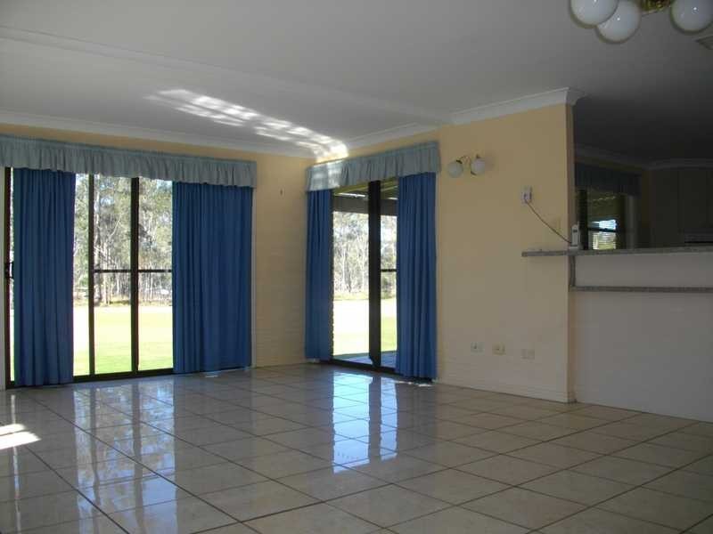 36-44 Cummins Road, Thagoona QLD 4306