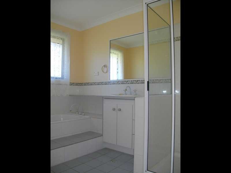 36-44 Cummins Road, Thagoona QLD 4306