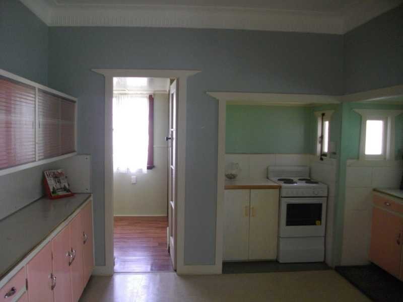 5 Prospect Street, Silkstone QLD 4304