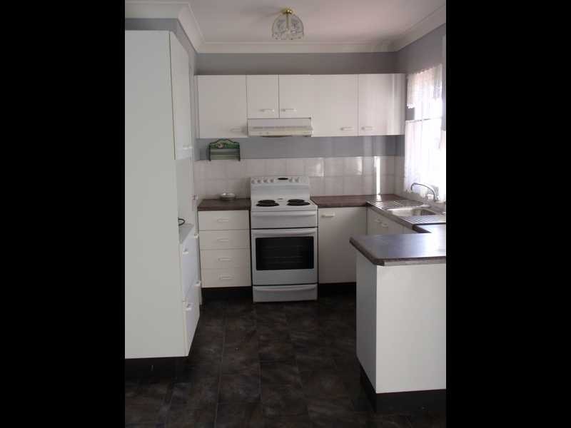 35 Creek Street, Bundamba QLD 4304