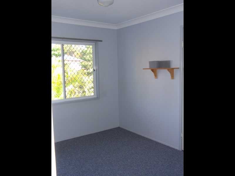 35 Creek Street, Bundamba QLD 4304