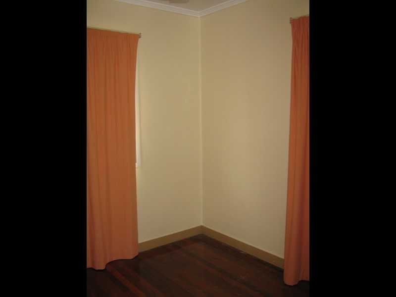 49 Avon Street, Leichhardt QLD 4305