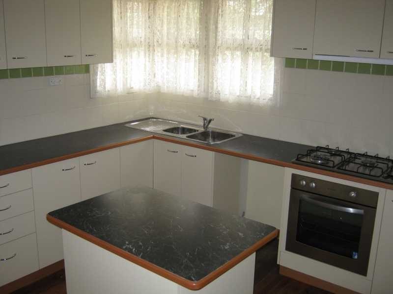 49 Avon Street, Leichhardt QLD 4305