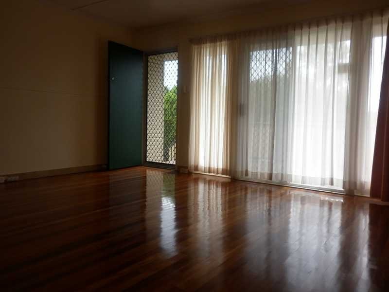 49 Avon Street, Leichhardt QLD 4305