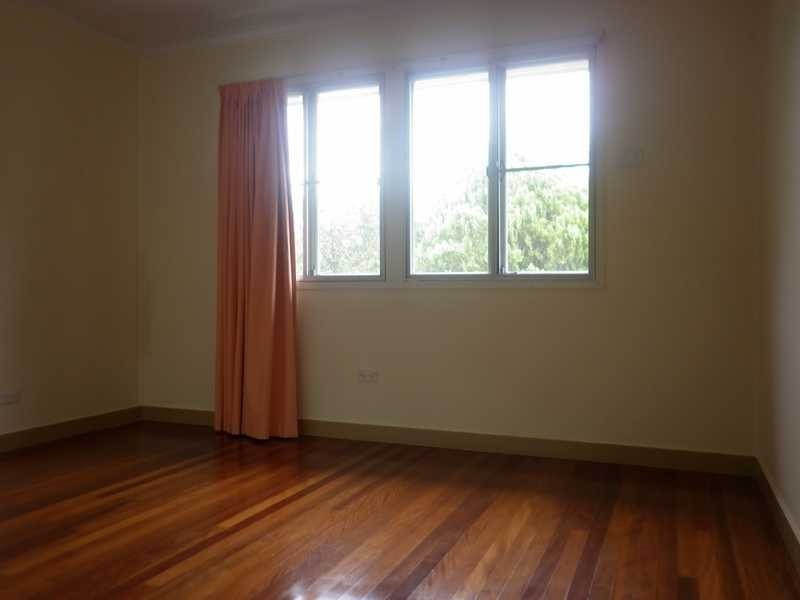 49 Avon Street, Leichhardt QLD 4305