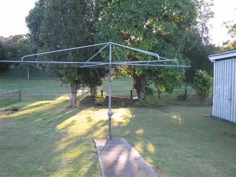 11 Lusitania Street, Newtown QLD 4305