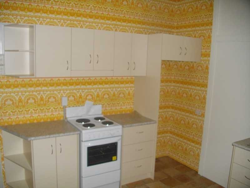 11 Chelmsford Avenue, Ipswich QLD 4305