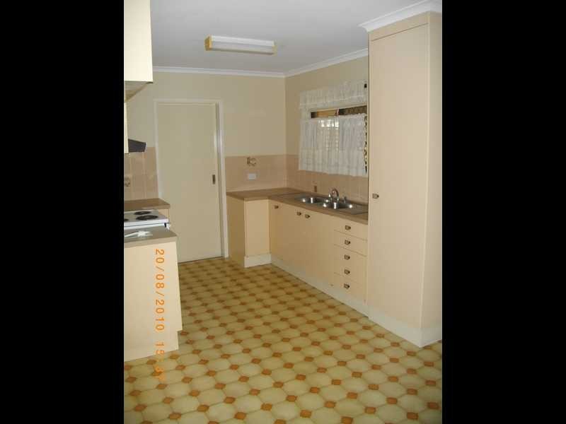 27 Warner Street, Raceview QLD 4305