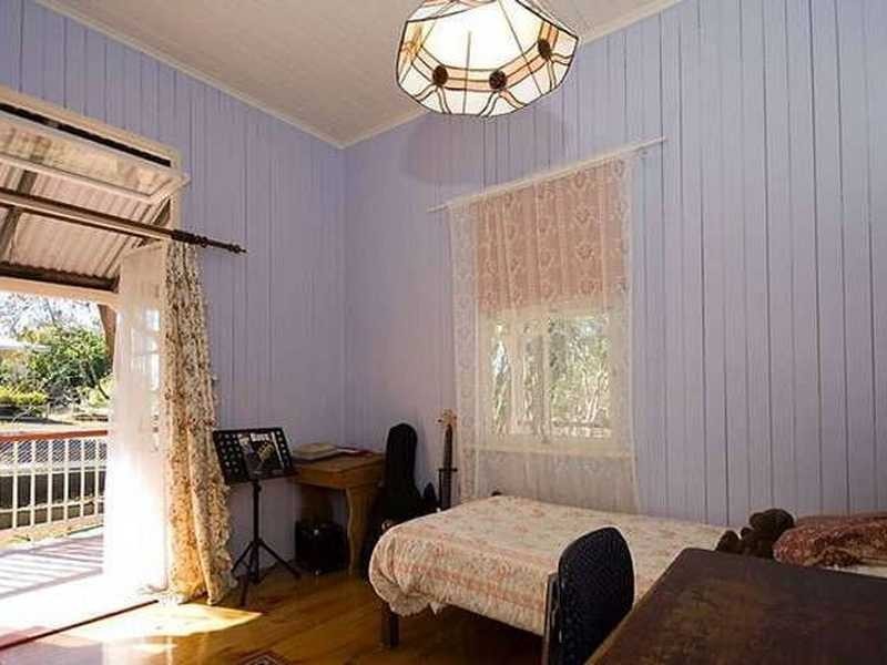 23 Holdsworth Road, North Ipswich QLD 4305