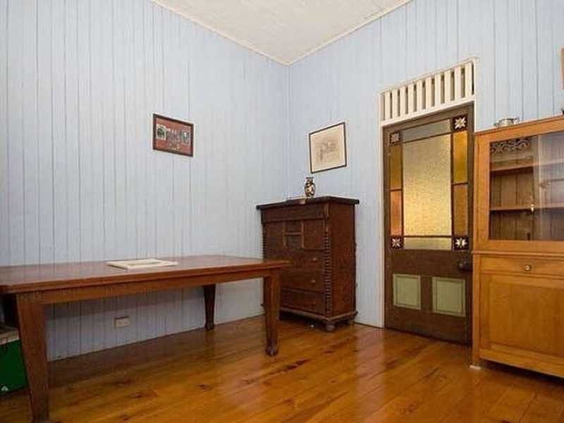 23 Holdsworth Road, North Ipswich QLD 4305