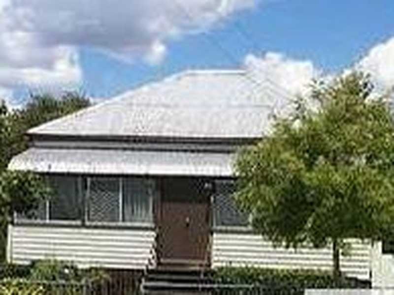 7 Booval Street, Booval QLD 4304