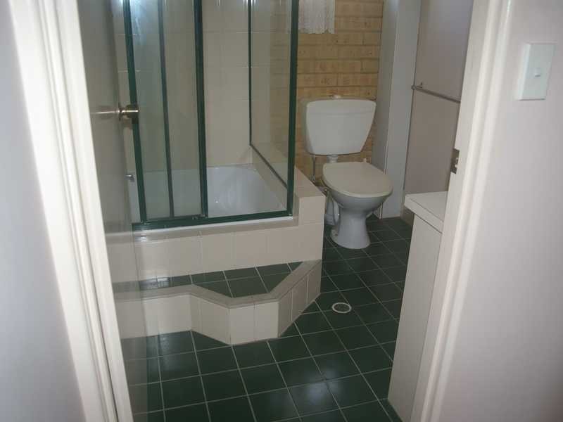 Unit 1/17 William Street, Bundamba QLD 4304