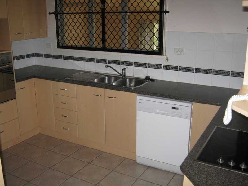 7 McGill Street, Raceview QLD 4305