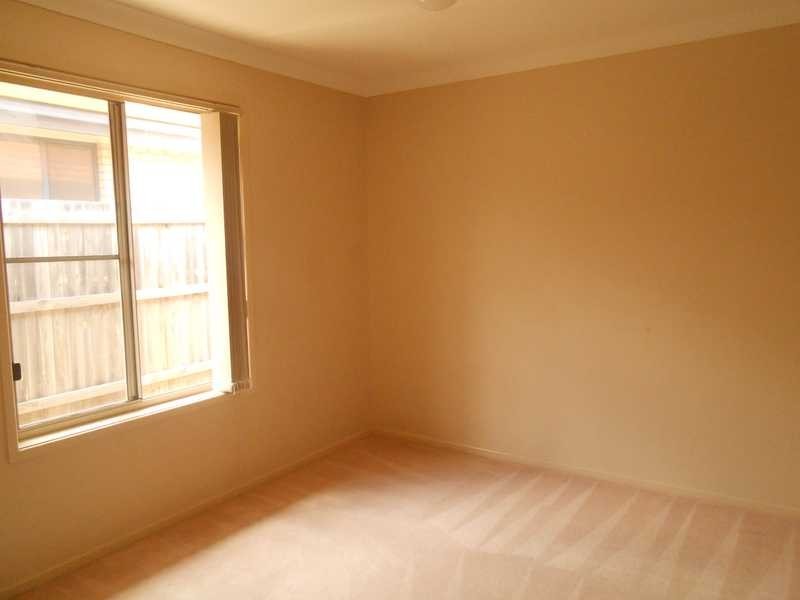 9 Dewhurst Crescent, Raceview QLD 4305