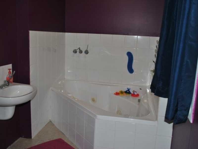 16 Caroline Street, Riverview QLD 4303