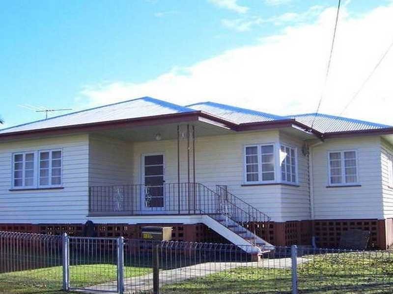 122 Jacaranda Street, North Booval QLD 4304