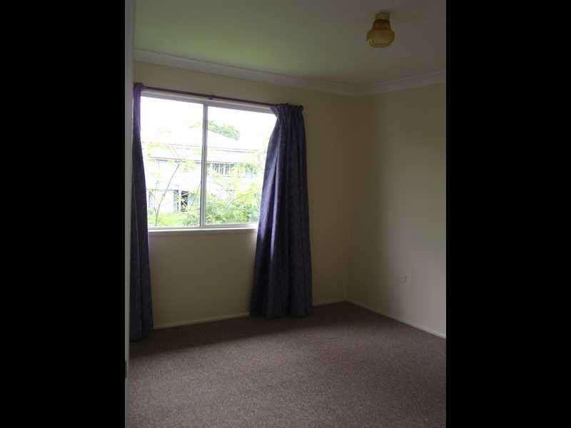2 Lamington Parade, North Ipswich QLD 4305