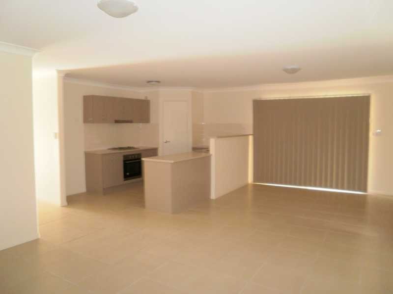 9 Brightwood Place, Fernvale QLD 4306