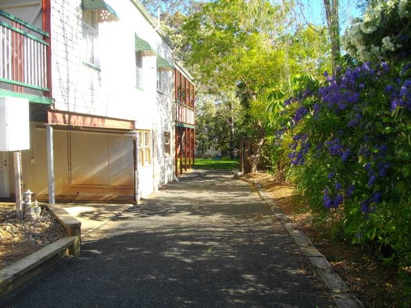 6 Macrae Street, Woodend QLD 4305