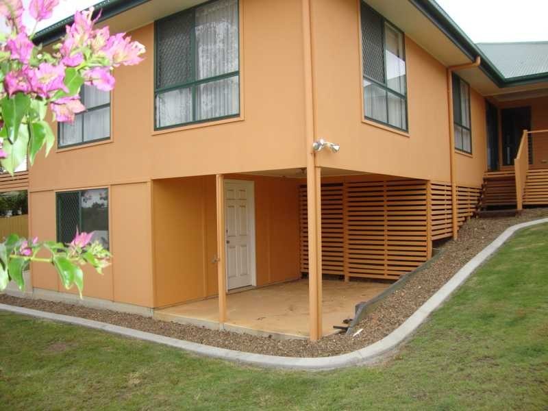 5 Whitewood Crescent, Brookwater QLD 4300