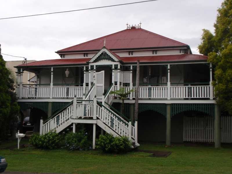 4 Warrell Street, West Ipswich QLD 4305