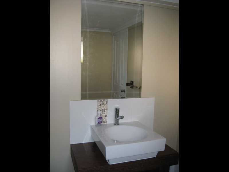 9 Robertson Road, Eastern Heights QLD 4305