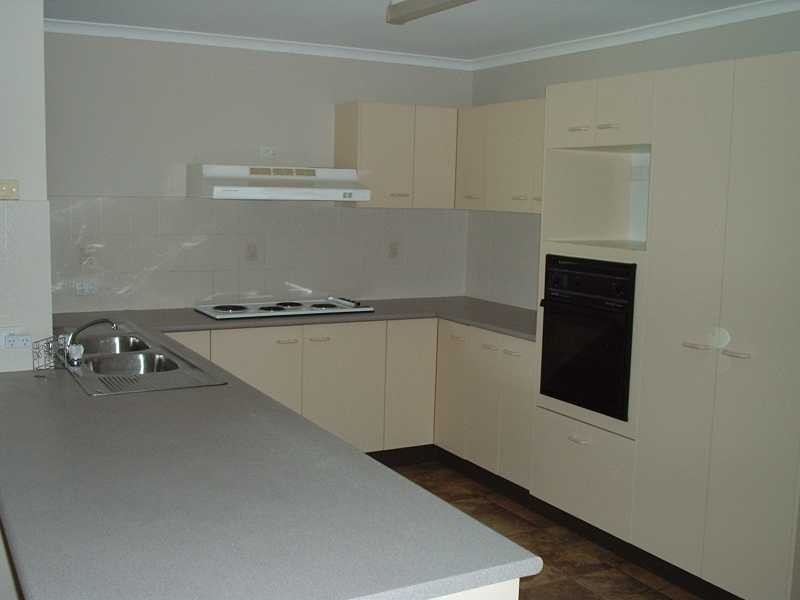 24 Bangalow Crescent, Raceview QLD 4305