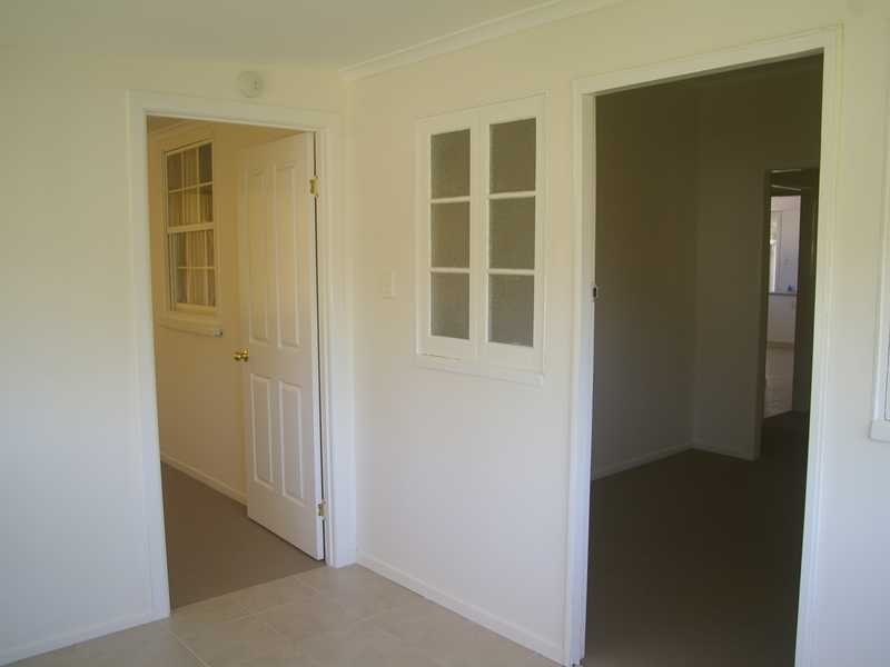 27 Alice Street, Silkstone QLD 4304