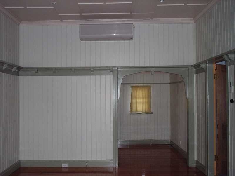 2 Thomas Street, Sadliers Crossing QLD 4305