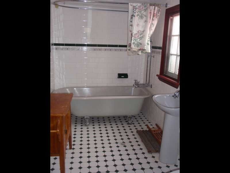 2 Thomas Street, Sadliers Crossing QLD 4305