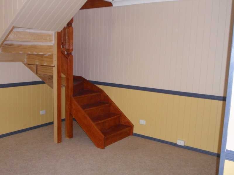 2 Thomas Street, Sadliers Crossing QLD 4305