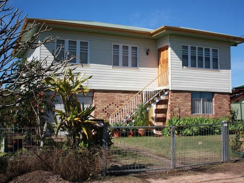 3 Molloy Street, Silkstone QLD 4304