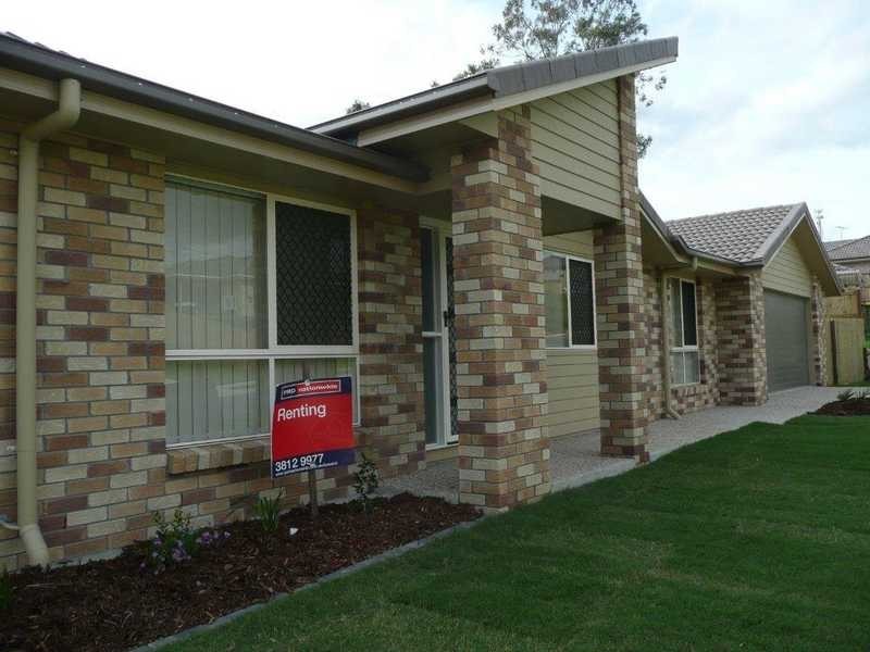 6 Weymouth Street, Bundamba QLD 4304